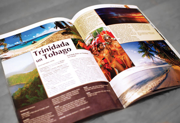 Mẫu catalogue du lịch truyền thống có hình ảnh sắc nét