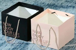 In túi giấy đáy vuông giá rẻ, chất lượng cao tại Hà Nội