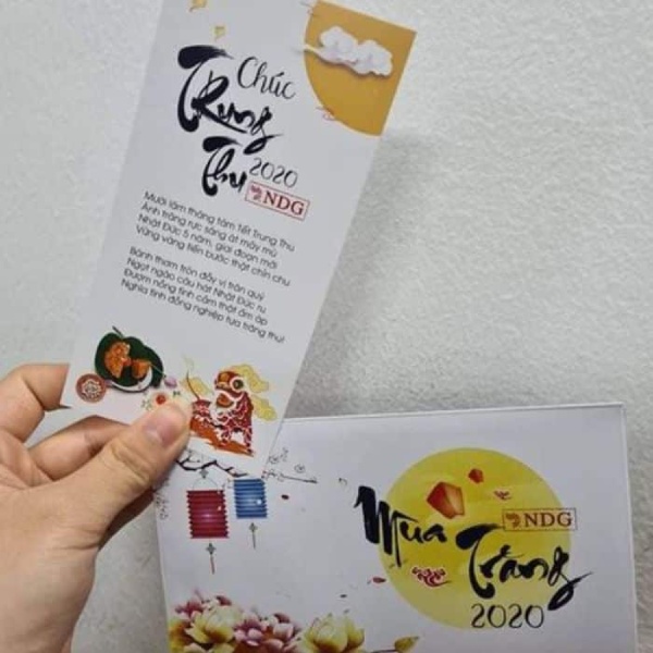 IN nhanh SHD thiết kế và in mẫu thiệp trung thu đẹp lấy ngay