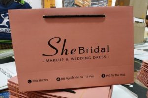 In túi giấy cửa hàng váy cưới đẹp, chất lượng cao